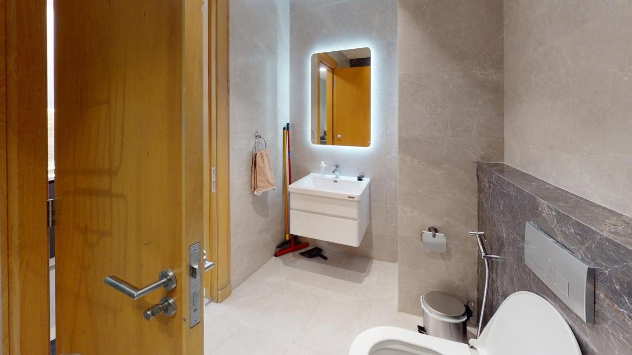 Al Fares Luxury Furnished Apartment-Damac Tower Bagian luar foto