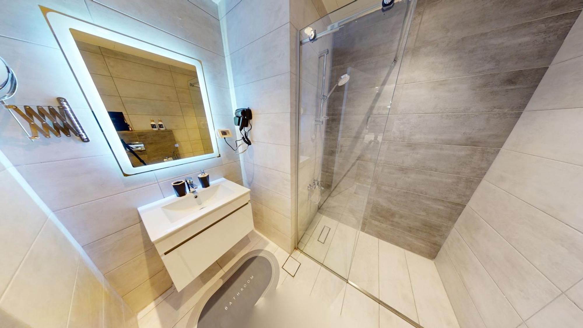 Al Fares Luxury Furnished Apartment-Damac Tower Bagian luar foto